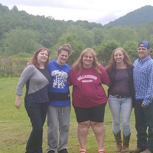 Meet your Posher, Lee